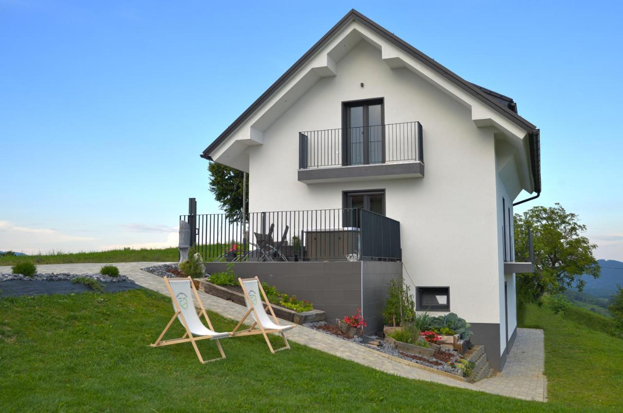 Tanja S Holiday Home In Nature With Sauna And Hot Tub Gorica pri Slivnici エクステリア 写真