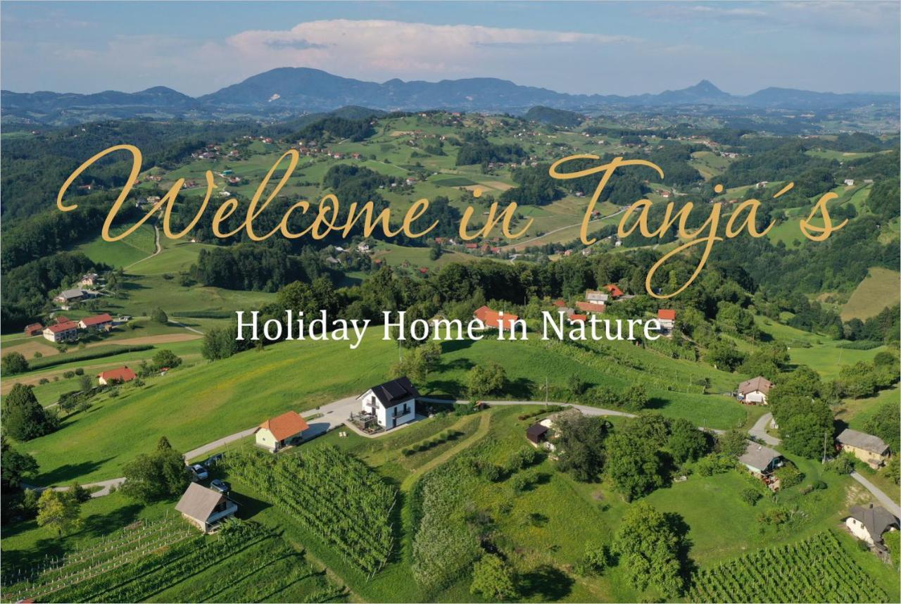 Tanja S Holiday Home In Nature With Sauna And Hot Tub Gorica pri Slivnici エクステリア 写真