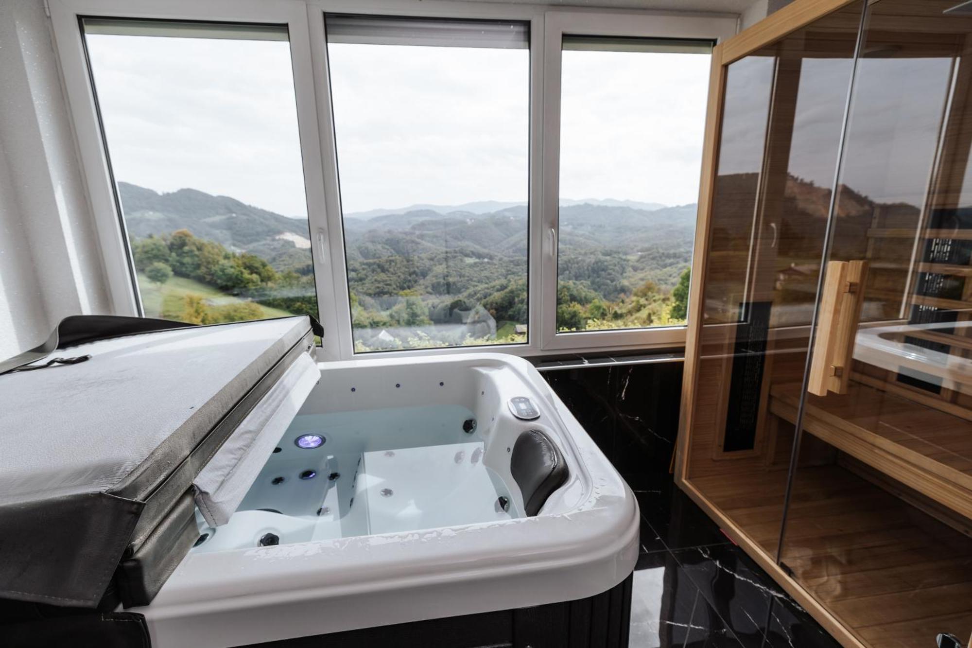 Tanja S Holiday Home In Nature With Sauna And Hot Tub Gorica pri Slivnici エクステリア 写真